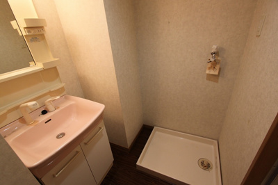 【洗面所】 | ロンディーヌⅡ榴岡 | 洗濯機置場