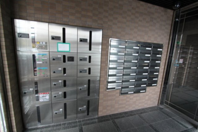 【エントランス】 | ロンディーヌⅡ榴岡