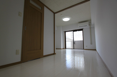 【洋室】 | ロンディーヌⅡ榴岡