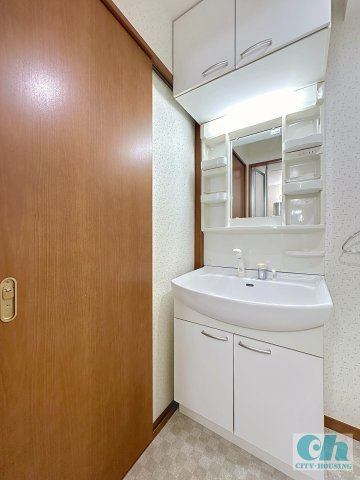 パティオ 304号室の洗面所