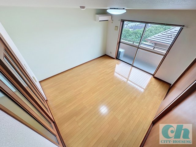 パティオ 304号室の居間・リビング