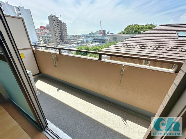 パティオ 304号室のバルコニー