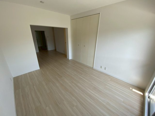 ヴィラ芦屋A棟の居間・リビング