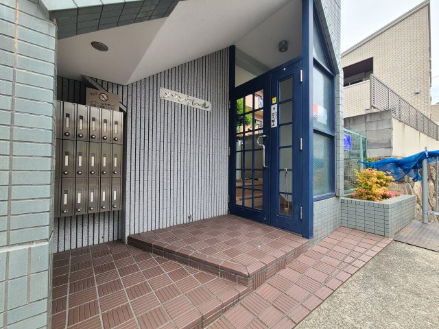 メゾンフレールのエントランス