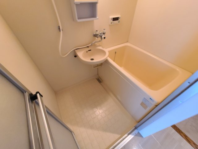 メゾンフレールの浴室