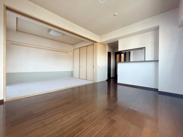 ネオハイツ清明町の居間・リビング