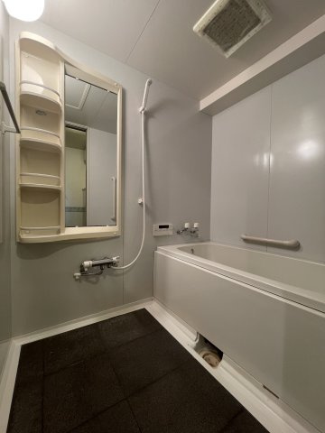 ネオハイツ清明町の浴室