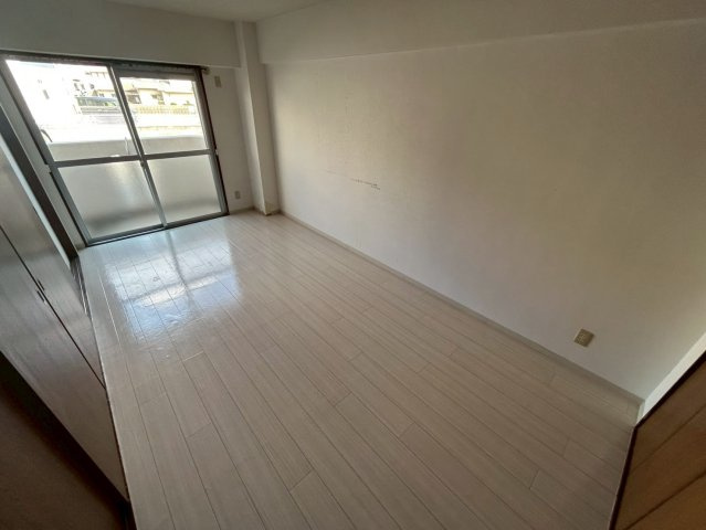 エートルウールーの洋室