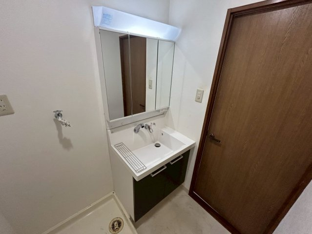 エートルウールーの洗面所