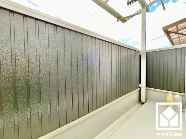 久御山町佐山北代のバルコニー