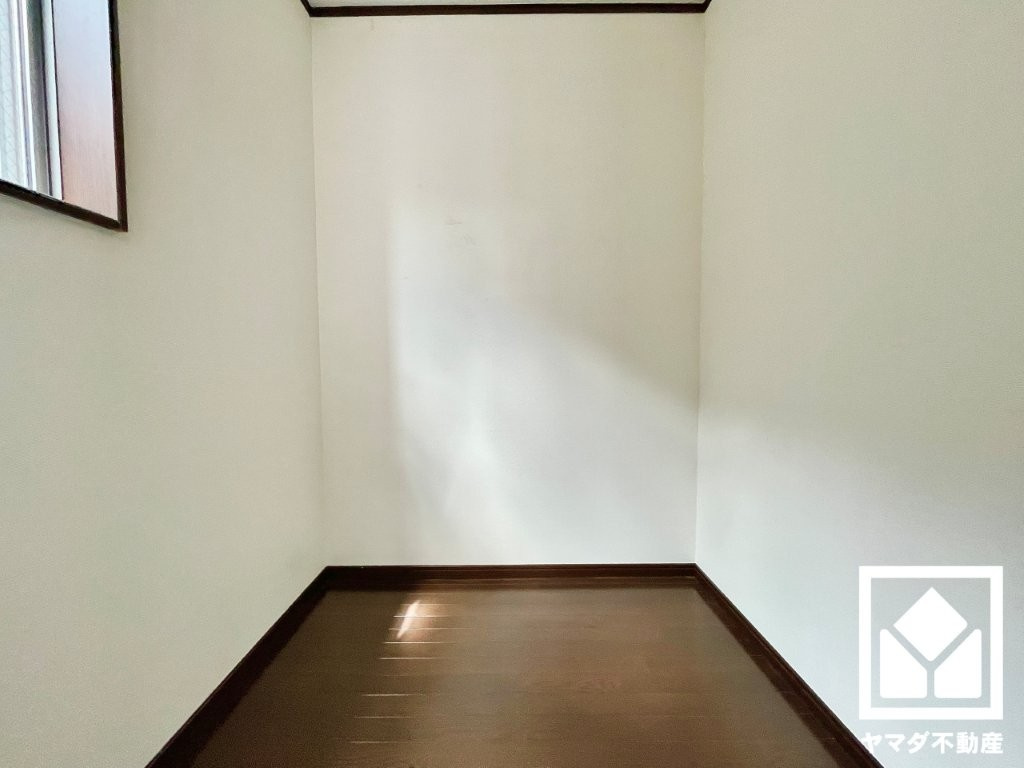 久御山町佐山北代の収納