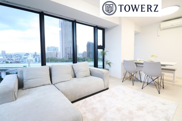 【居間・リビング】 | 【リビング】FIX窓でハイサッシで窓回りもすっきり！間取がきれいで家具配置もしやすい！