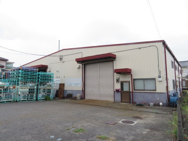 入間市大字仏子の倉庫