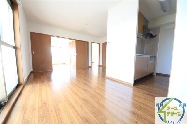 MTスクエアの居間・リビング|※類似部屋