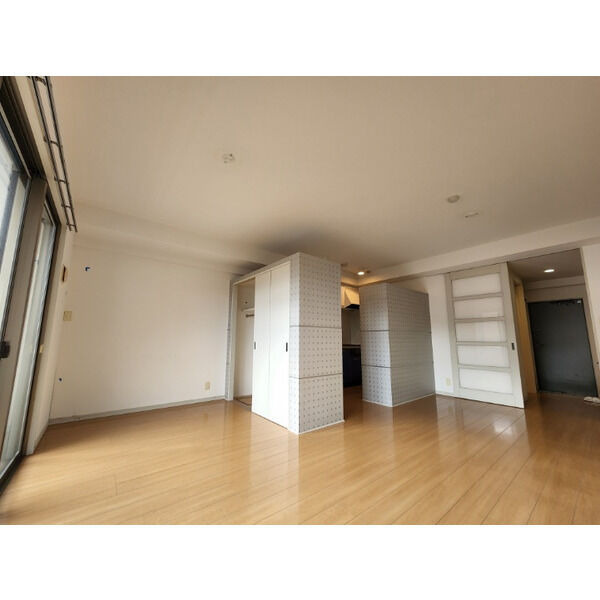 MK BLDG.の居間・リビング