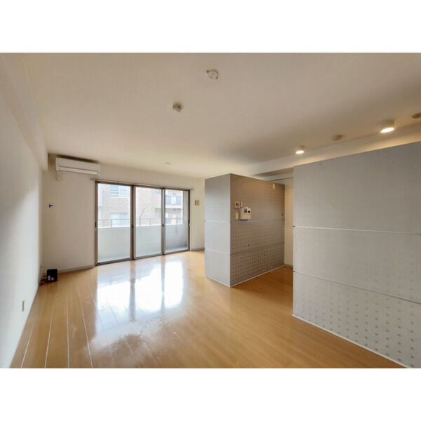 MK BLDG.の居間・リビング