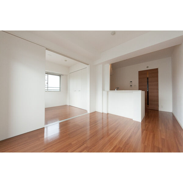 メゾンドオハナの居間・リビング