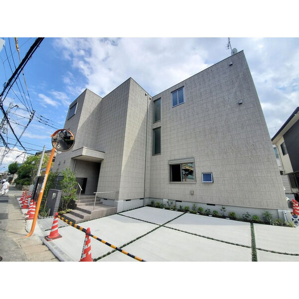 JARDIN DE SAULE茶山の外観