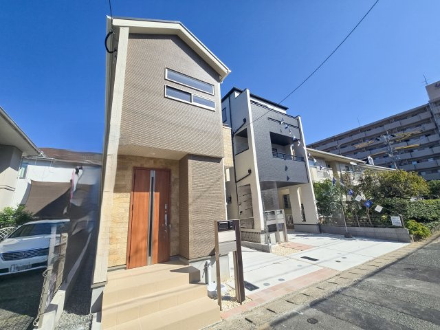 福岡市東区奈多1丁目第1-2棟（1号棟）の前面道路含む現地写真|見学の時間などお気軽にお問い合わせ下さい。