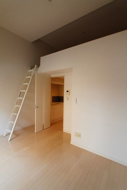 フェスティナレンテの内装