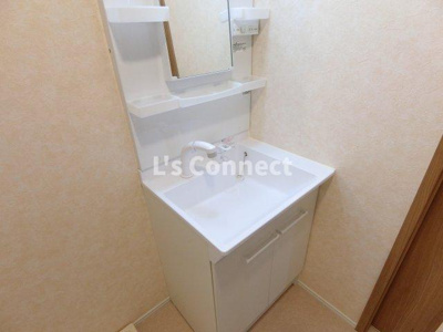 【洗面所】 | サニーハイムⅡ | 朝の支度もスムーズな独立洗面台。