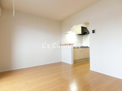 【居間・リビング】 | サニーハイムⅡ | ９．２帖のＬＤＫ。