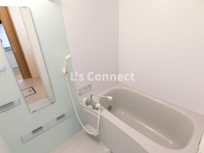 【浴室】 | サニーハイムⅡ | 追焚き、浴室乾燥付きのお風呂。