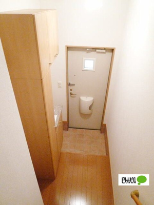 【エントランス】 | エバーグリーン木上