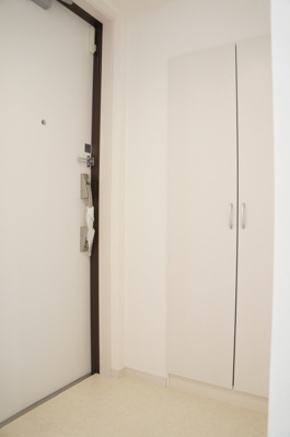 【玄関】 | リブリ・ル リス