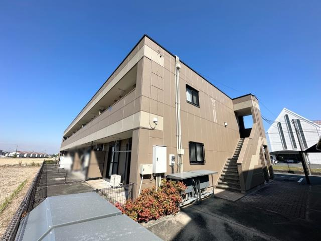 メゾンプレサスの外観|外観写真（昼）