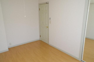 【内装】 | サンライズ２１Ⅱ | 東方向洋室