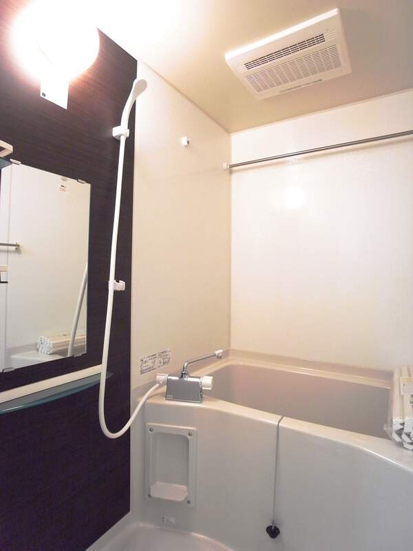 リブリ・Yotsuyaの浴室