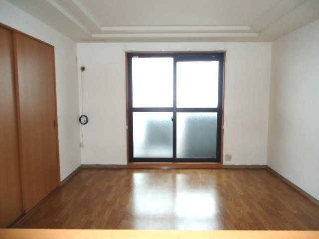 グリーンパークⅡの居間・リビング|リビング－１