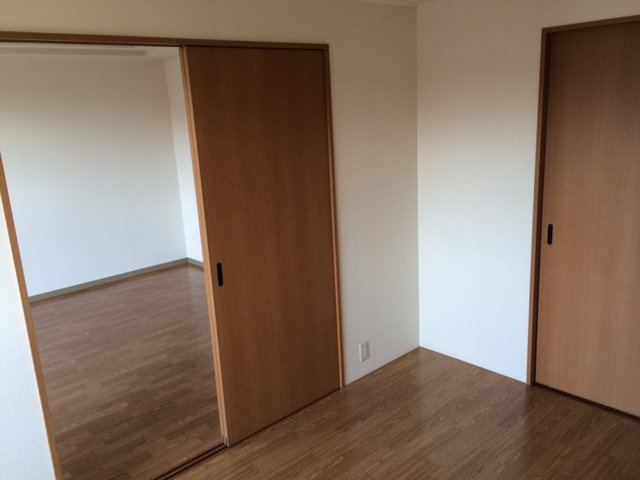 グリーンパークⅡの内装|南洋室