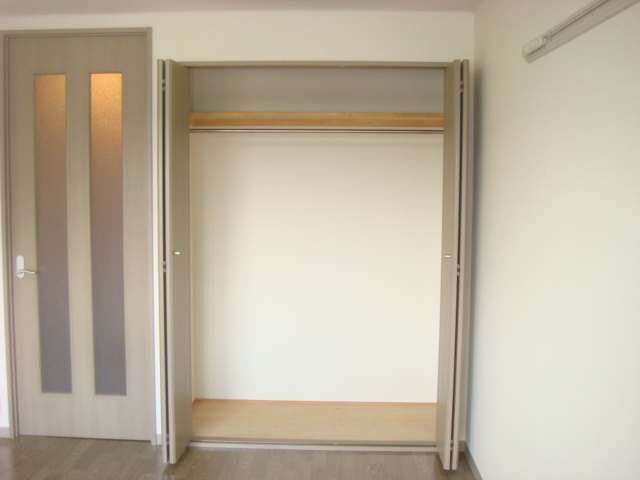 リバーサイド都の収納|クローゼット