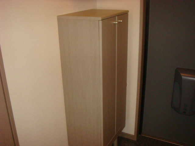 リバーサイド都の収納|下駄箱