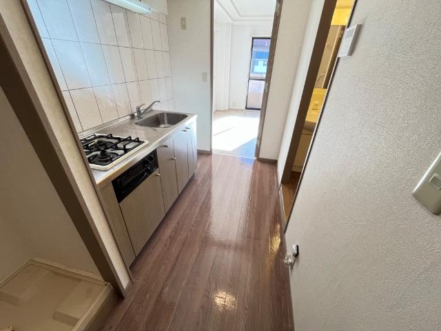 フォレスト粕川　Ｃの内装|廊下