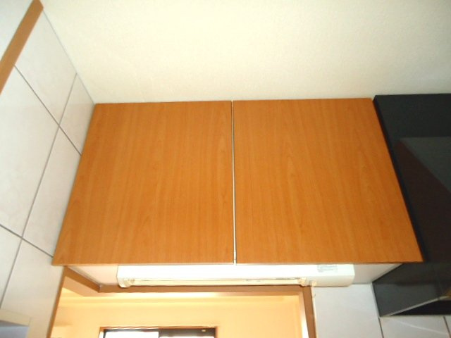 ベルヴェールのその他|吊り戸棚