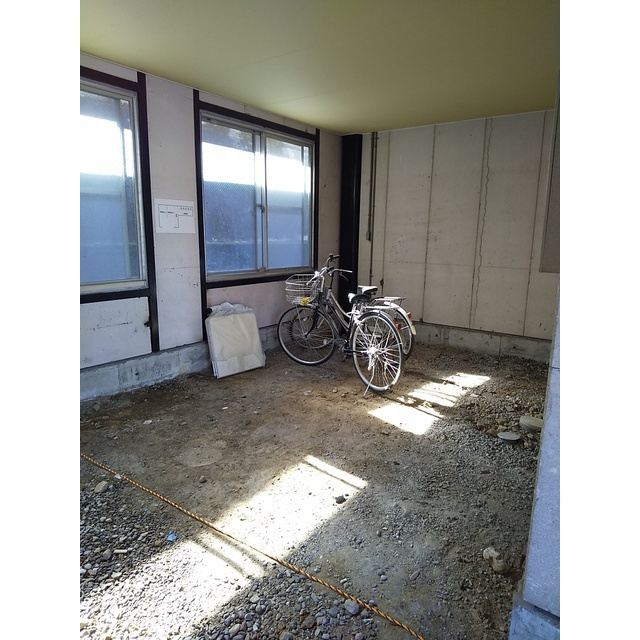 羽島郡岐南町薬師寺５丁目のアパートのその他