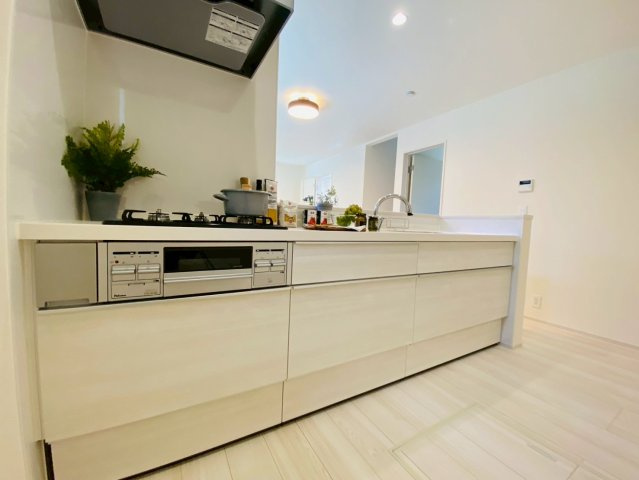 リナージュ/南区/御幸笛田/23-1期／1号棟のキッチン