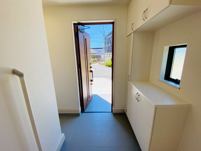 リナージュ/南区/御幸笛田/23-1期／1号棟の玄関