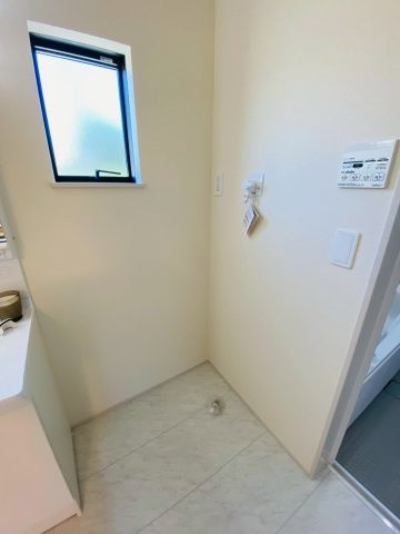 リナージュ/南区/御幸笛田/23-1期／1号棟のランドリースペース