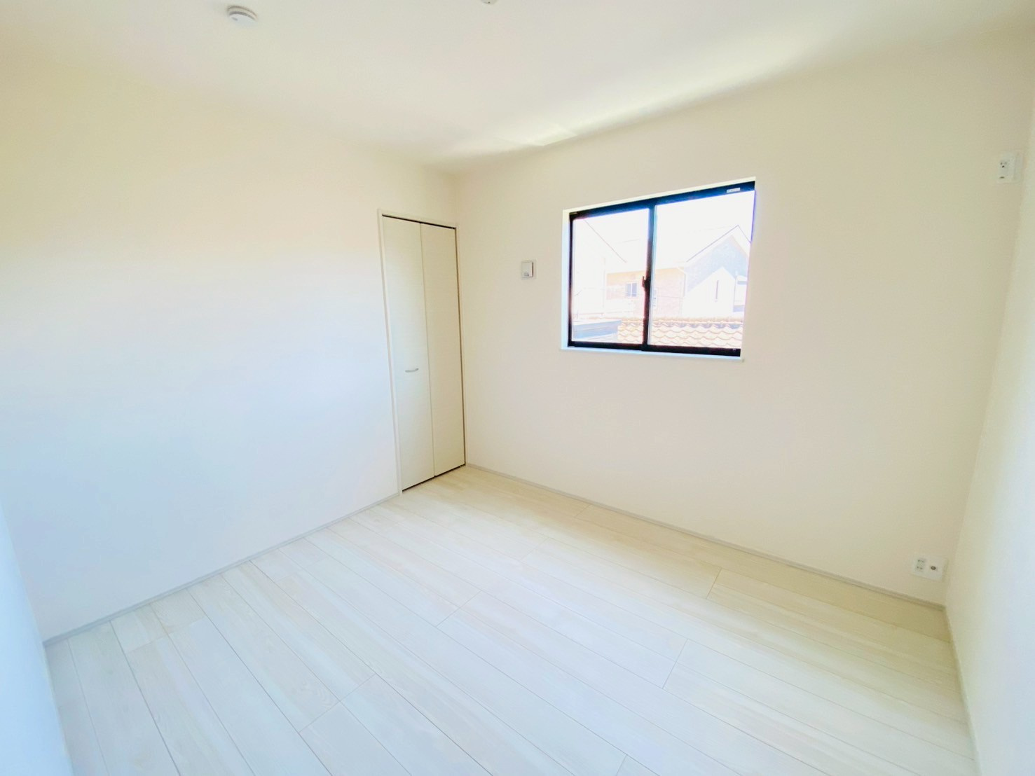 リナージュ/南区/御幸笛田/23-1期／1号棟の洋室