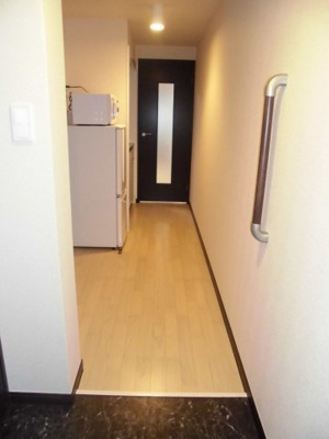 【玄関】 | レオネクストセレーノ