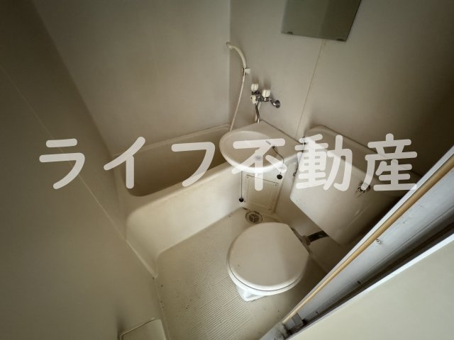 サニーマンションの浴室|ゆったり過ごせるお風呂です