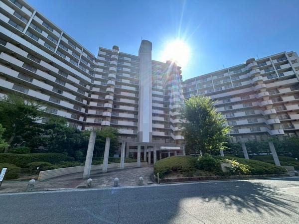 【外観】 | コート和泉府中セルカC棟　中古マンション | リフォーム済のきれいな住まいです。ぜひ一度ご内覧くださいませ♪