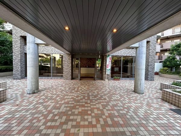 【エントランス】 | コート和泉府中セルカC棟　中古マンション