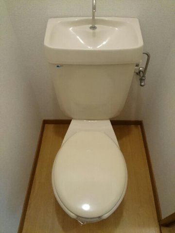 コーポアイガエリⅠのトイレ