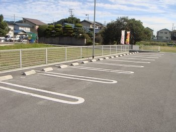 【駐車場】 | エーデル | 駐車場があります