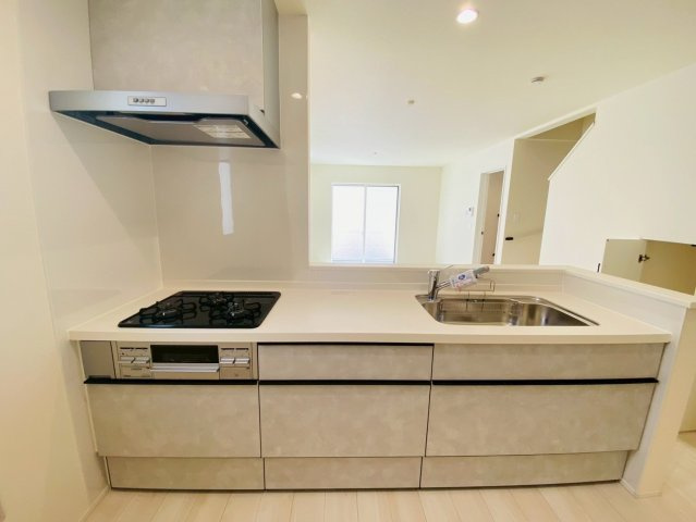 リナージュ/南区/御幸笛田1丁目/24-1期／1号棟のキッチン|御幸笛田新築完成しました☆即案内致可能☆当日の連絡も大歓迎☆
